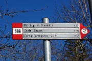 08 Partenza sul sent. 596 per la Corna Camoscera  EEA